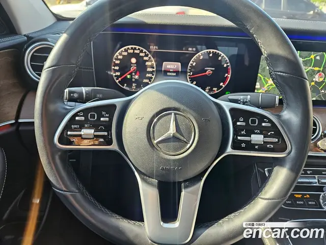 Mercedes-Benz E-Class 2020 2.0 гидро, миниатюра 7 Mercedes-Benz E-Class 2020 2.0 гидро, миниатюра 7