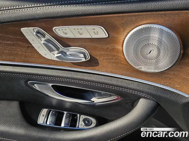 Mercedes-Benz E-Class 2020 2.0 гидро, миниатюра 10 Mercedes-Benz E-Class 2020 2.0 гидро, миниатюра 10