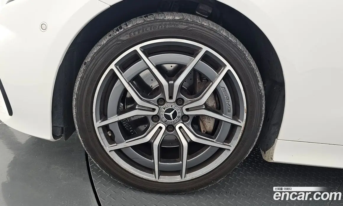 Mercedes-Benz E-Class 2022 2.0 автомат (гидро), фото 5