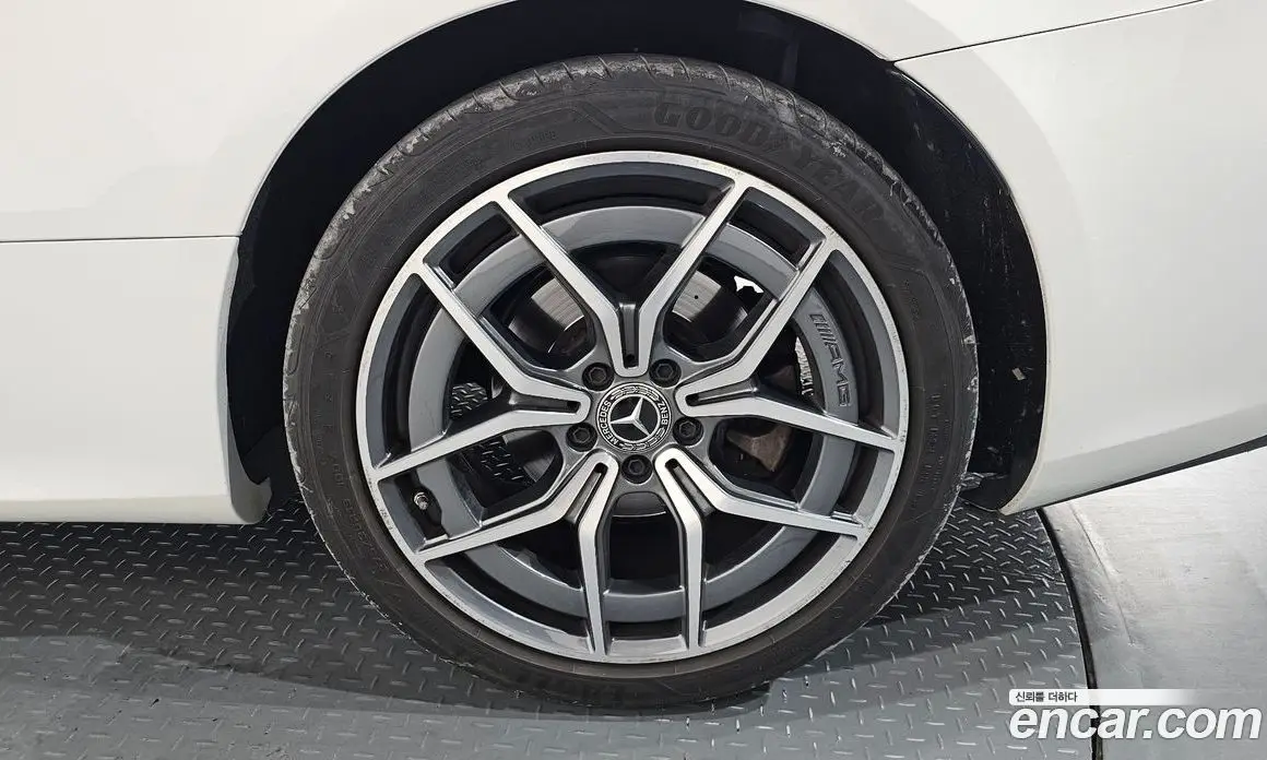 Mercedes-Benz E-Class 2022 2.0 автомат (гидро), фото 7