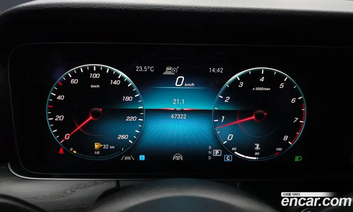 Mercedes-Benz E-Class 2023 2.0 автомат (гидро), фото 11