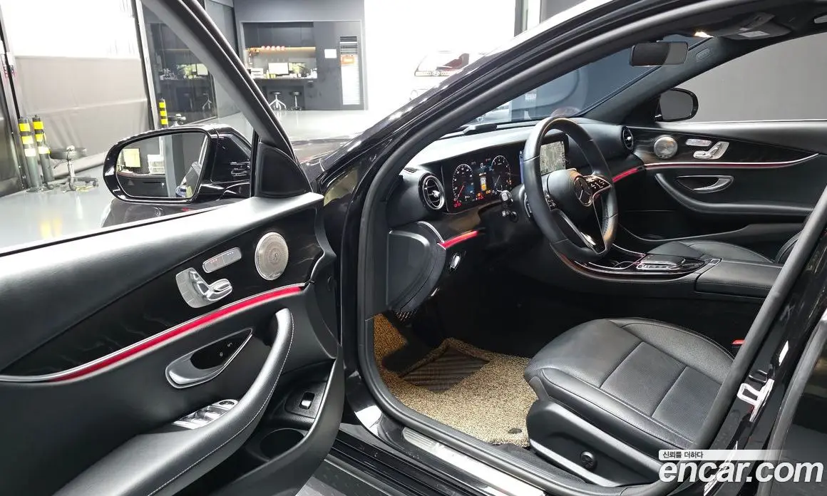 Mercedes-Benz E-Class 2023 2.0 автомат (гидро), фото 13