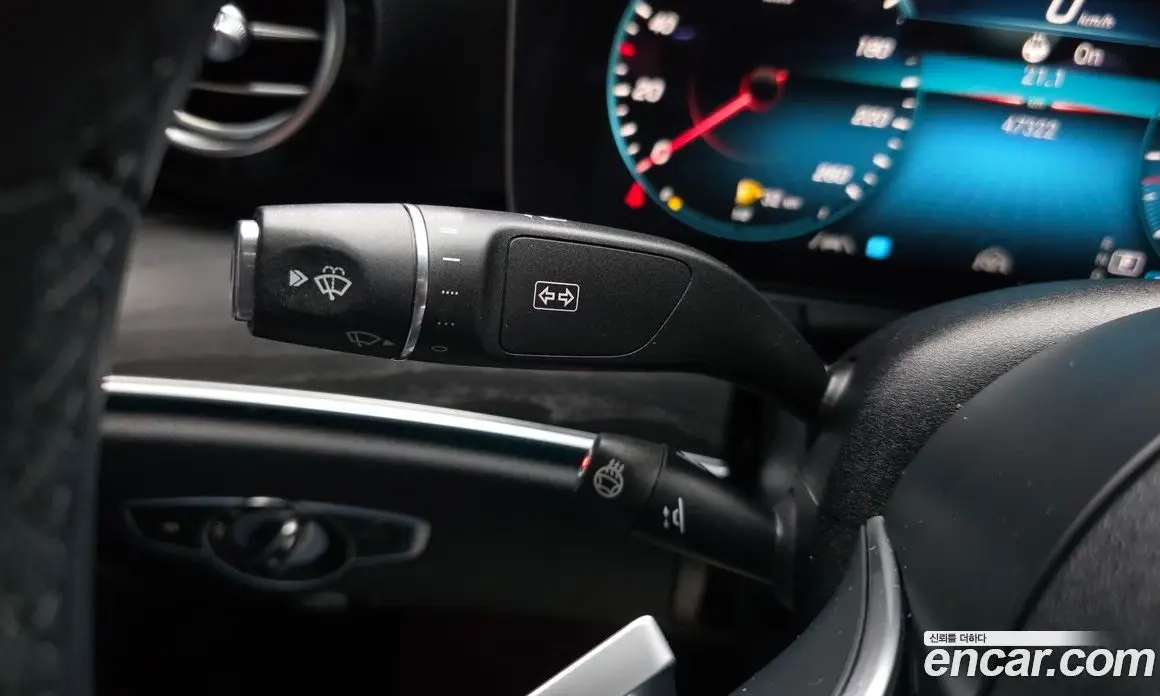 Mercedes-Benz E-Class 2023 2.0 автомат (гидро), фото 28
