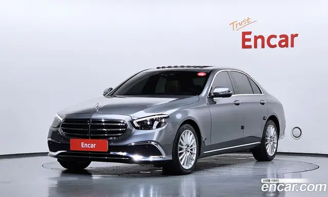 Mercedes-Benz E-Class, 2023, 61 296 км