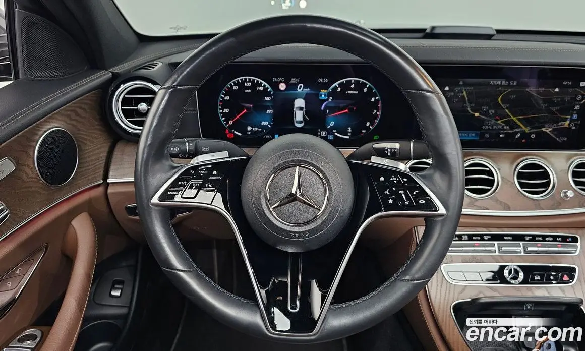 Mercedes-Benz E-Class 2023 2.0 автомат (гидро), фото 19