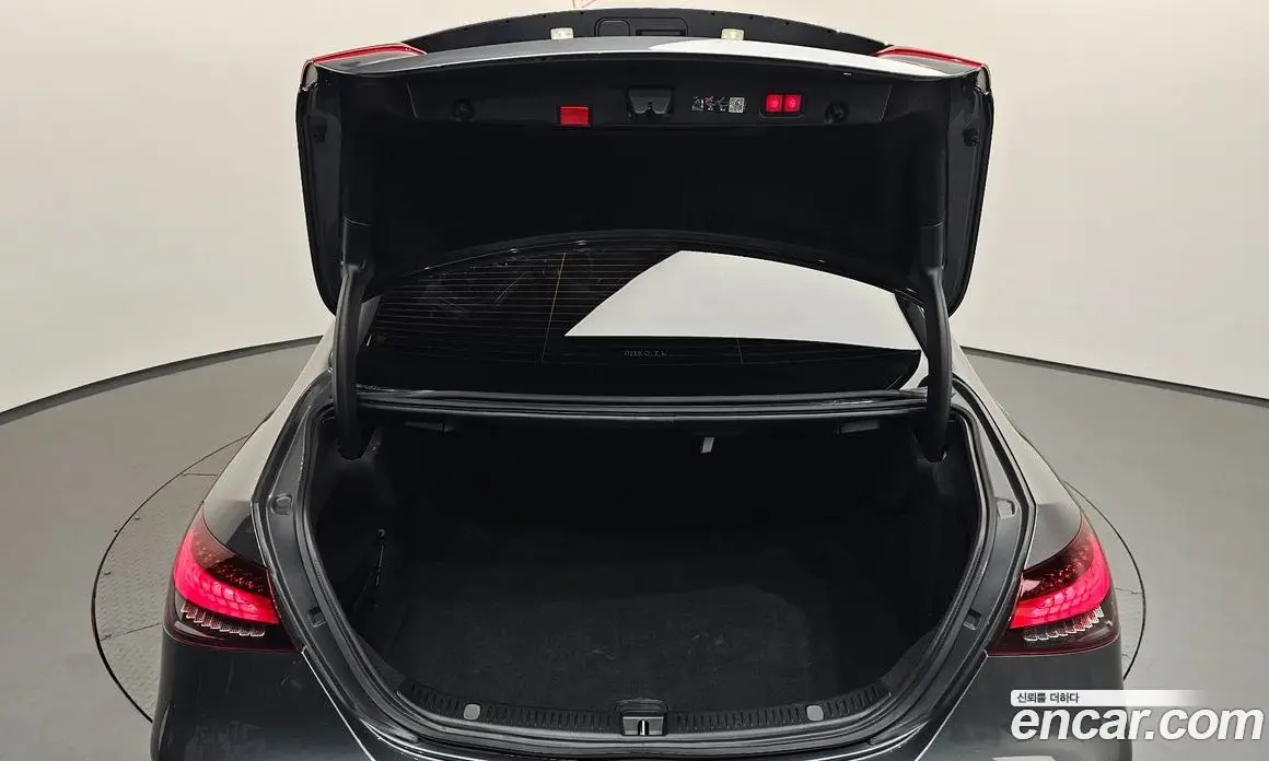 Mercedes-Benz E-Class 2023 2.0 автомат (гидро), фото 24