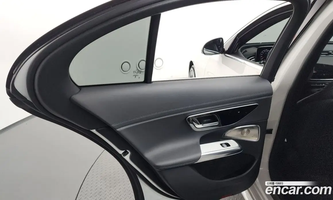 Mercedes-Benz E-Class 2024 2.0 автомат (гидро), фото 15