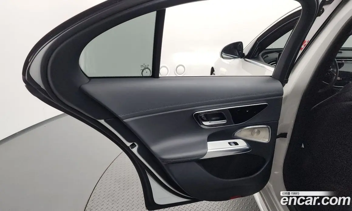 Mercedes-Benz E-Class 2024 2.0 автомат (гидро), фото 24