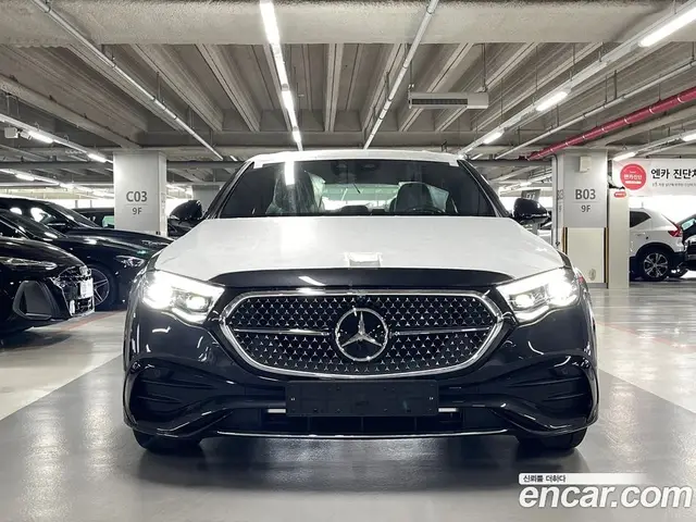 Mercedes-Benz E-Class 2026 2.0 автомат (гидро), миниатюра 2