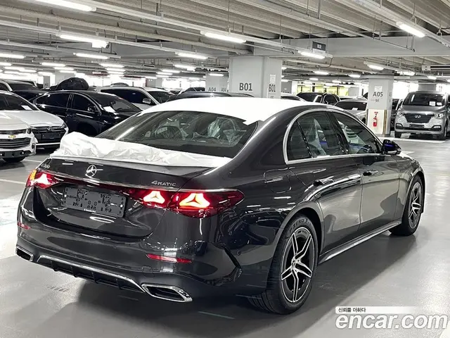 Mercedes-Benz E-Class 2026 2.0 автомат (гидро), миниатюра 5