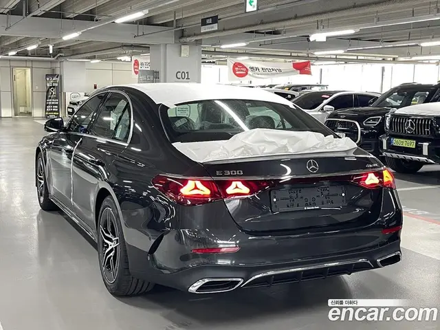 Mercedes-Benz E-Class 2026 2.0 автомат (гидро), миниатюра 6