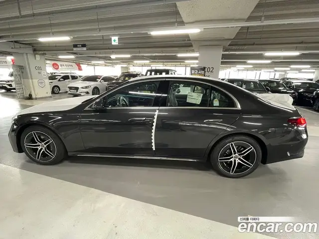 Mercedes-Benz E-Class 2026 2.0 автомат (гидро), миниатюра 9