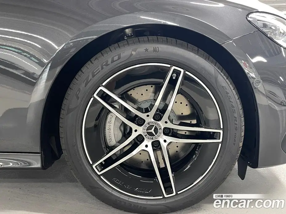 Mercedes-Benz E-Class 2026 2.0 автомат (гидро), фото 10
