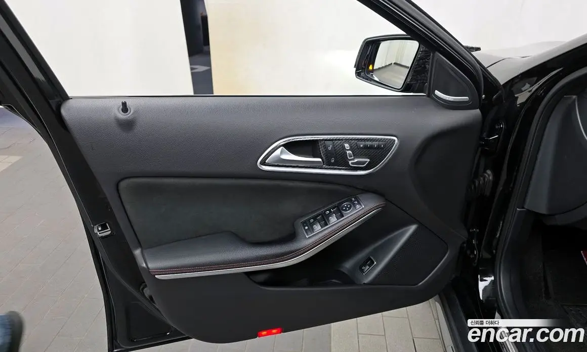 Mercedes-Benz GLA-Class 2019 2.0 гидро, фото 14