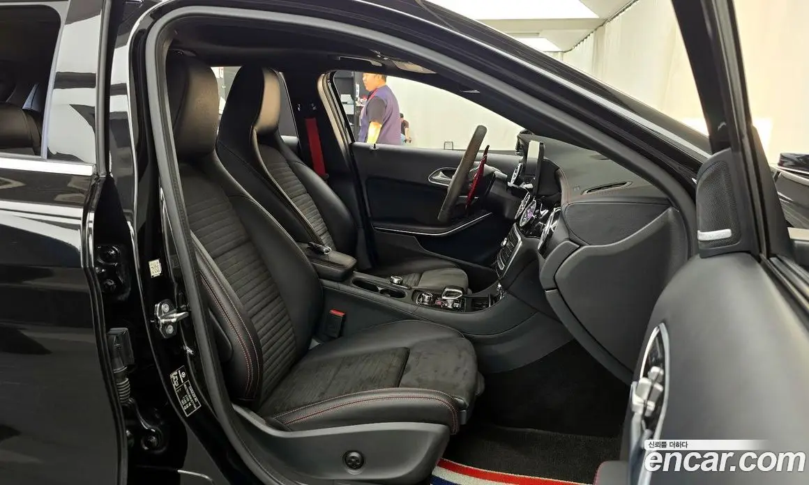 Mercedes-Benz GLA-Class 2019 2.0 гидро, фото 16