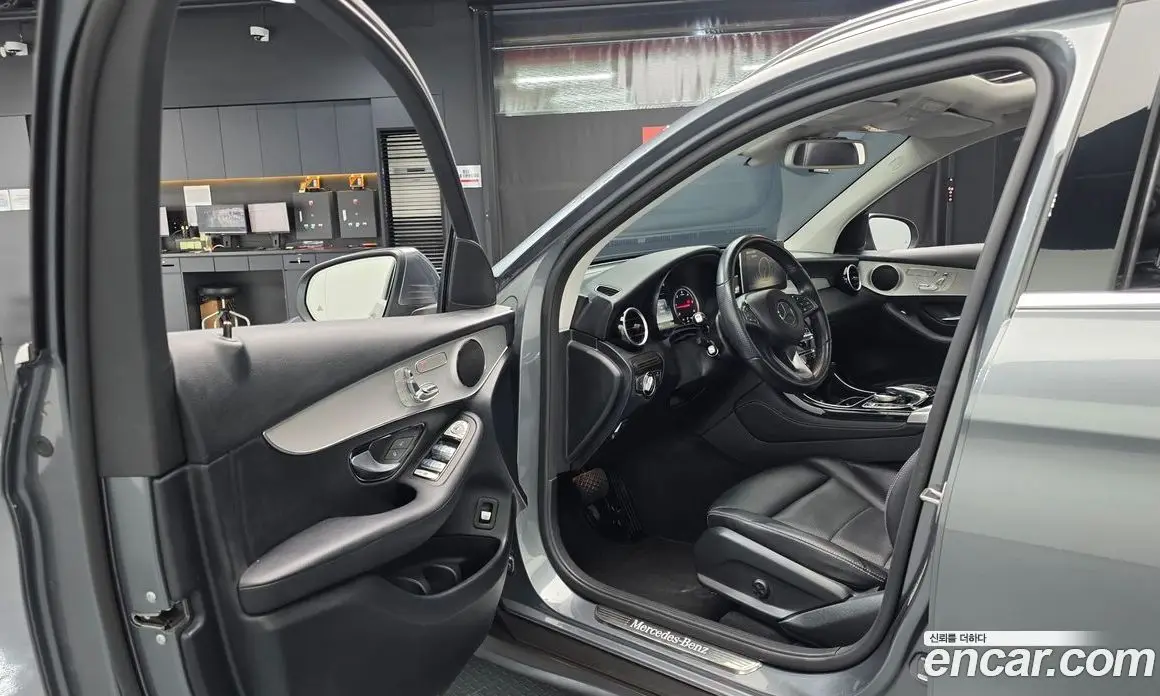 Mercedes-Benz GLC-Class 2016 2.1 гидро, фото 12 Mercedes-Benz GLC-Class 2016 2.1 гидро, фото 12