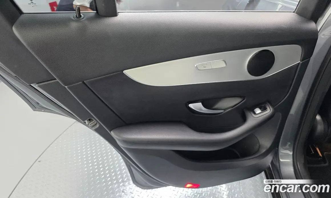 Mercedes-Benz GLC-Class 2016 2.1 гидро, фото 14 Mercedes-Benz GLC-Class 2016 2.1 гидро, фото 14