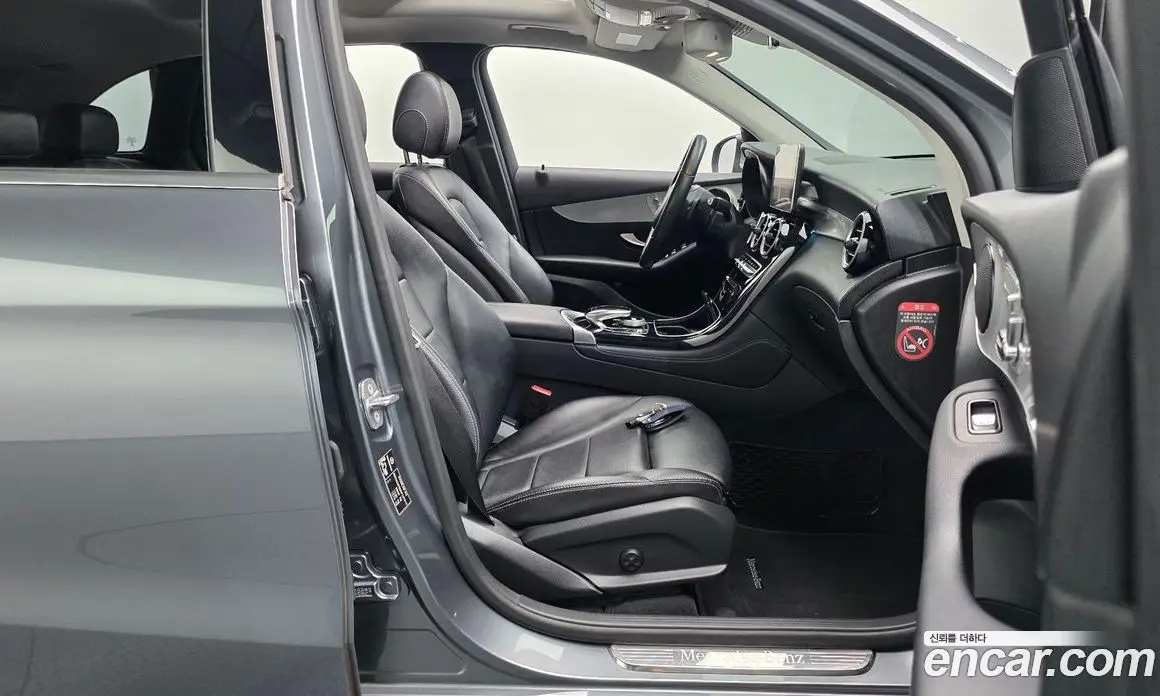 Mercedes-Benz GLC-Class 2016 2.1 гидро, фото 15 Mercedes-Benz GLC-Class 2016 2.1 гидро, фото 15