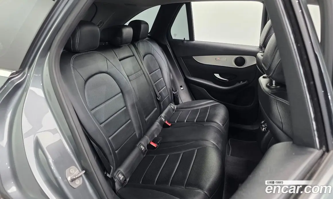 Mercedes-Benz GLC-Class 2016 2.1 гидро, фото 16 Mercedes-Benz GLC-Class 2016 2.1 гидро, фото 16