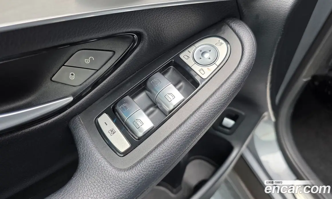 Mercedes-Benz GLC-Class 2016 2.1 гидро, фото 28 Mercedes-Benz GLC-Class 2016 2.1 гидро, фото 28