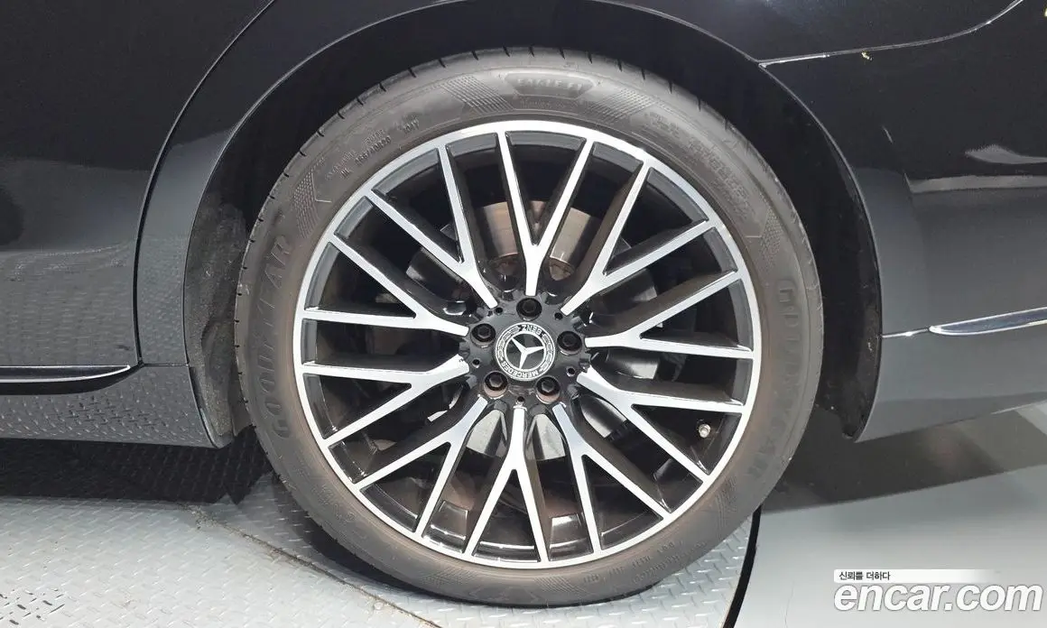 Mercedes-Benz S-Class 2022 4.0 гидро, фото 7