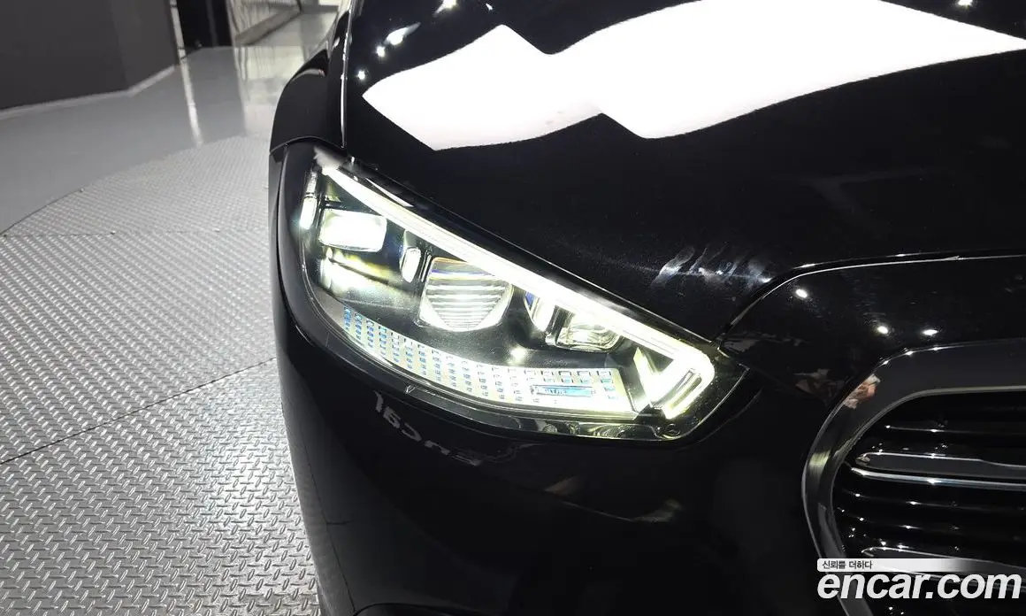 Mercedes-Benz S-Class 2022 4.0 гидро, фото 8