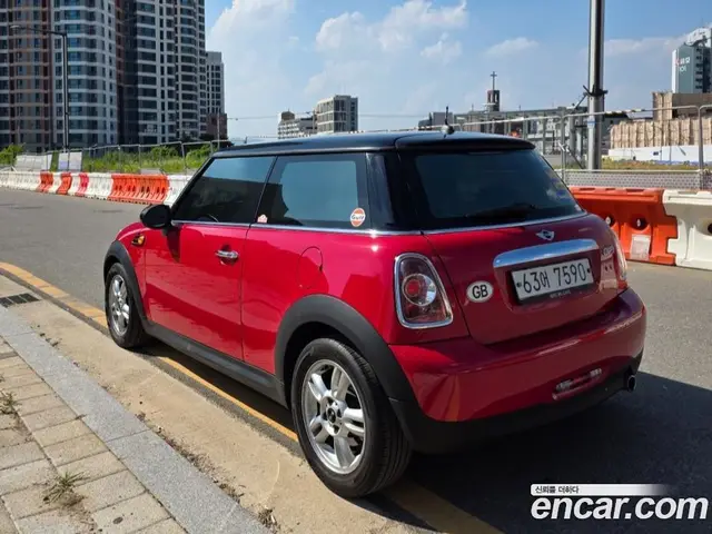 Mini Cooper 2012 1.6 автомат (гидро), миниатюра 8