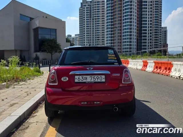 Mini Cooper 2012 1.6 автомат (гидро), миниатюра 9