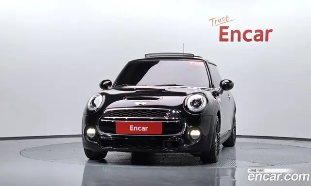 Mini Cooper 2016 2.0 автомат (гидро), миниатюра 2