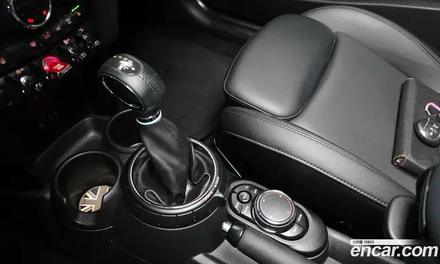Mini Cooper 2016 2.0 автомат (гидро), миниатюра 11