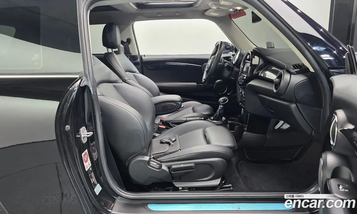 Mini Cooper 2016 2.0 автомат (гидро), фото 15