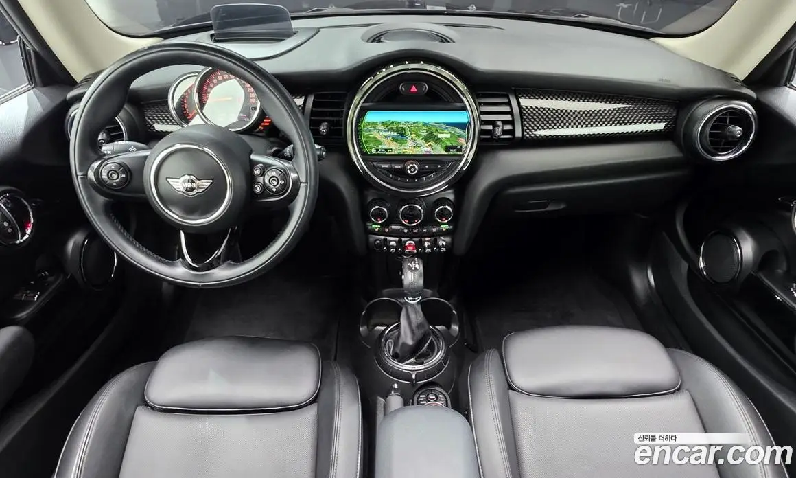 Mini Cooper 2016 2.0 автомат (гидро), фото 9