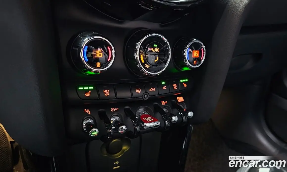 Mini Cooper 2024 2.0 автомат (гидро), фото 25