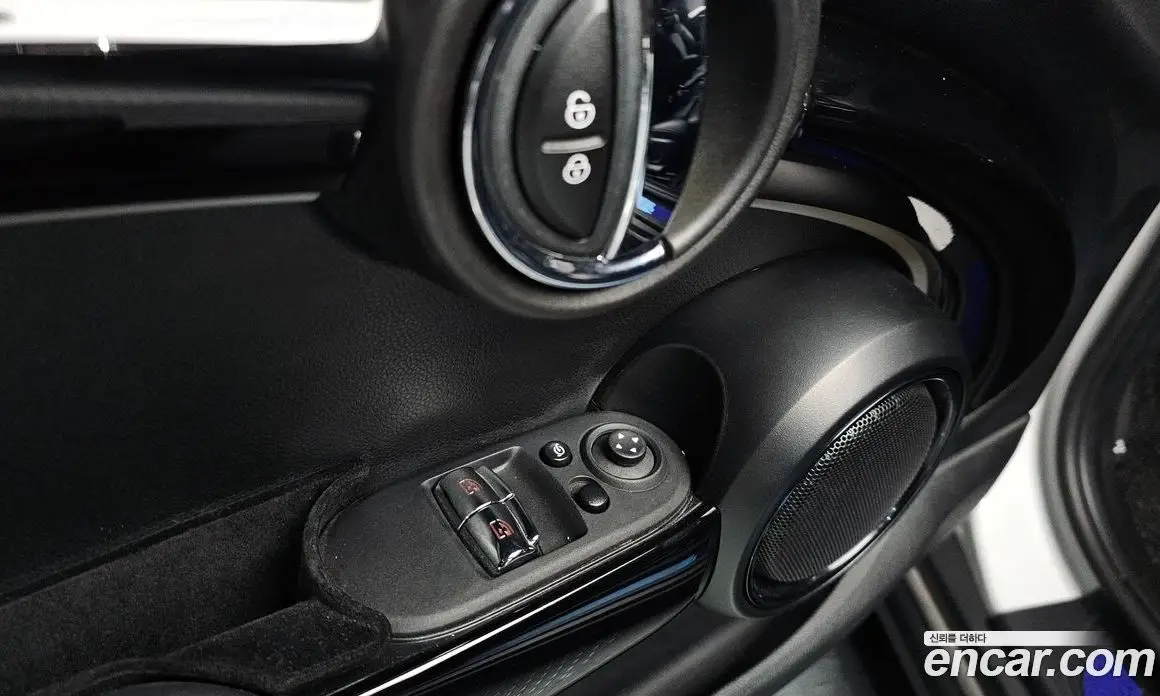 Mini Cooper 2024 2.0 автомат (гидро), фото 31