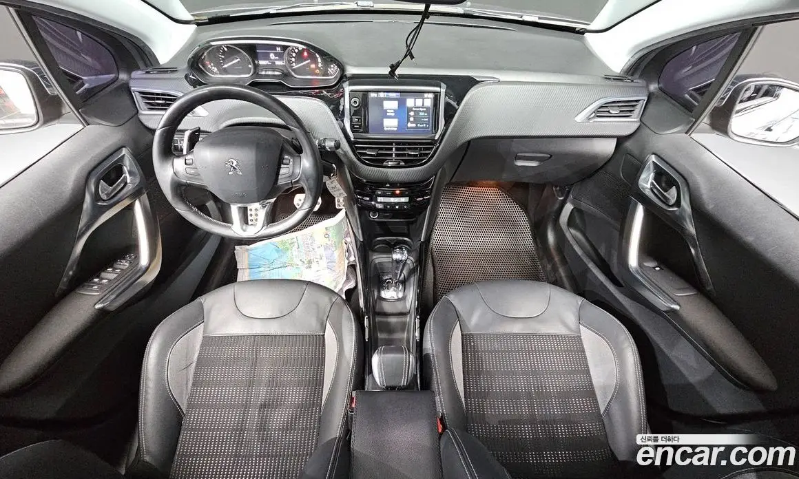 Peugeot 2008 2015 1.6 автомат (гидро), фото 7
