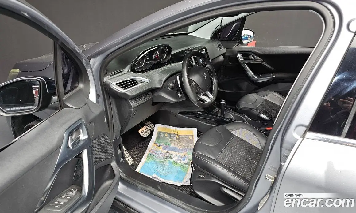 Peugeot 2008 2015 1.6 автомат (гидро), фото 10