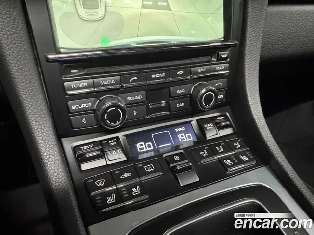 Porsche 911 2016 3.0 автомат (гидро), миниатюра 10