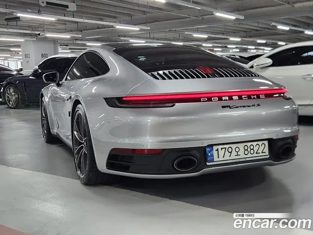 Porsche 911 2021 3.0 автомат (гидро), миниатюра 7