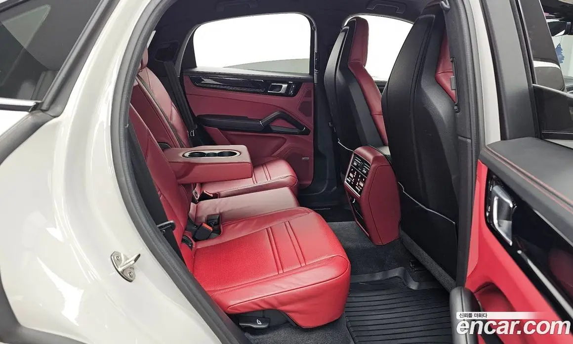 Porsche Cayenne 2022 3.0 автомат (гидро), фото 12