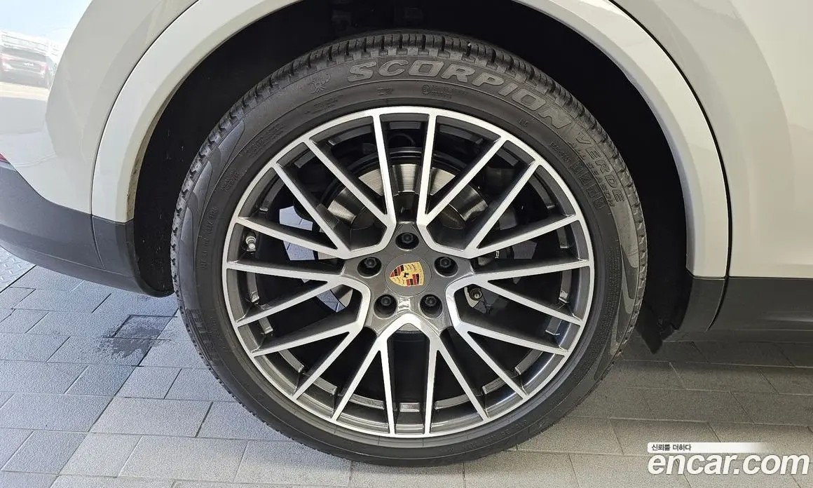 Porsche Cayenne 2022 3.0 автомат (гидро), фото 5