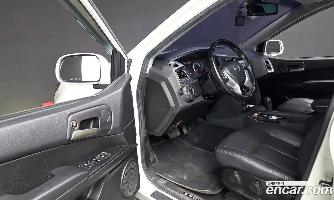 SsangYong Korando 2017 2.2 автомат (гидро), фото 13