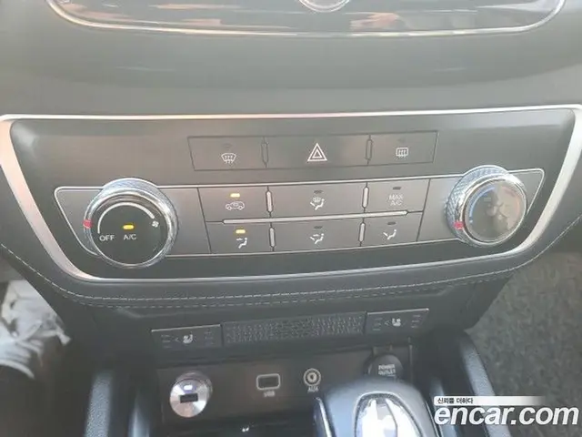 SsangYong Rexton 2020 2.2 автомат (гидро), миниатюра 9