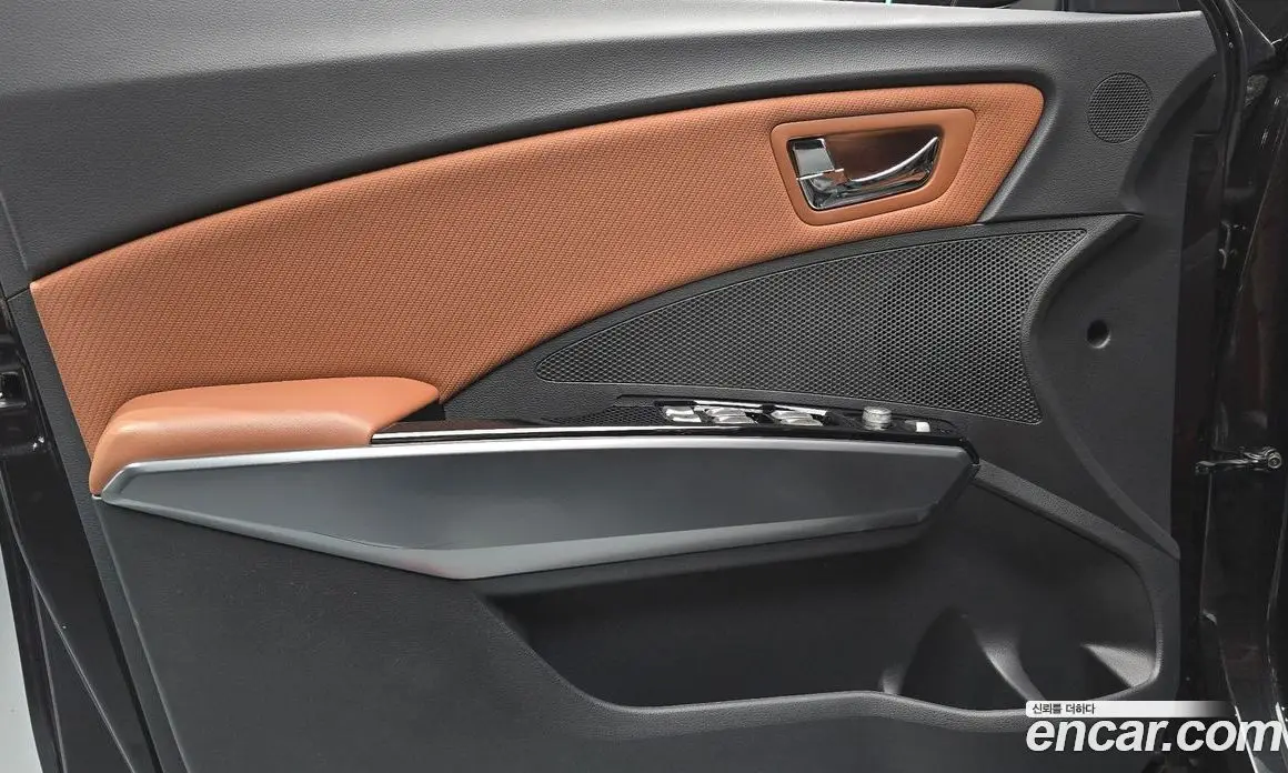 SsangYong TIBOLI 2019 1.6 автомат (гидро), фото 15