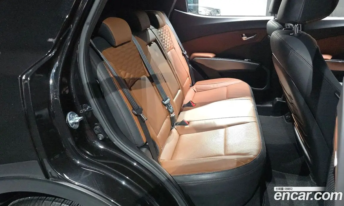 SsangYong TIBOLI 2019 1.6 автомат (гидро), фото 17
