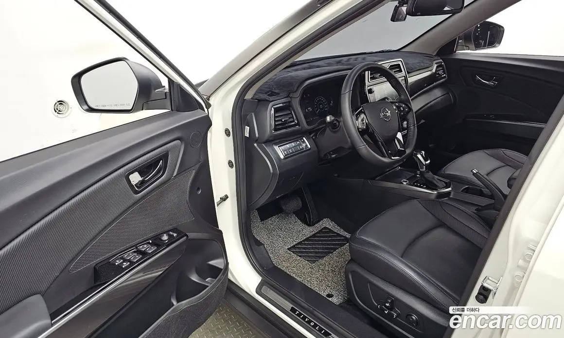 SsangYong TIBOLI 2021 1.5 автомат (гидро), фото 13