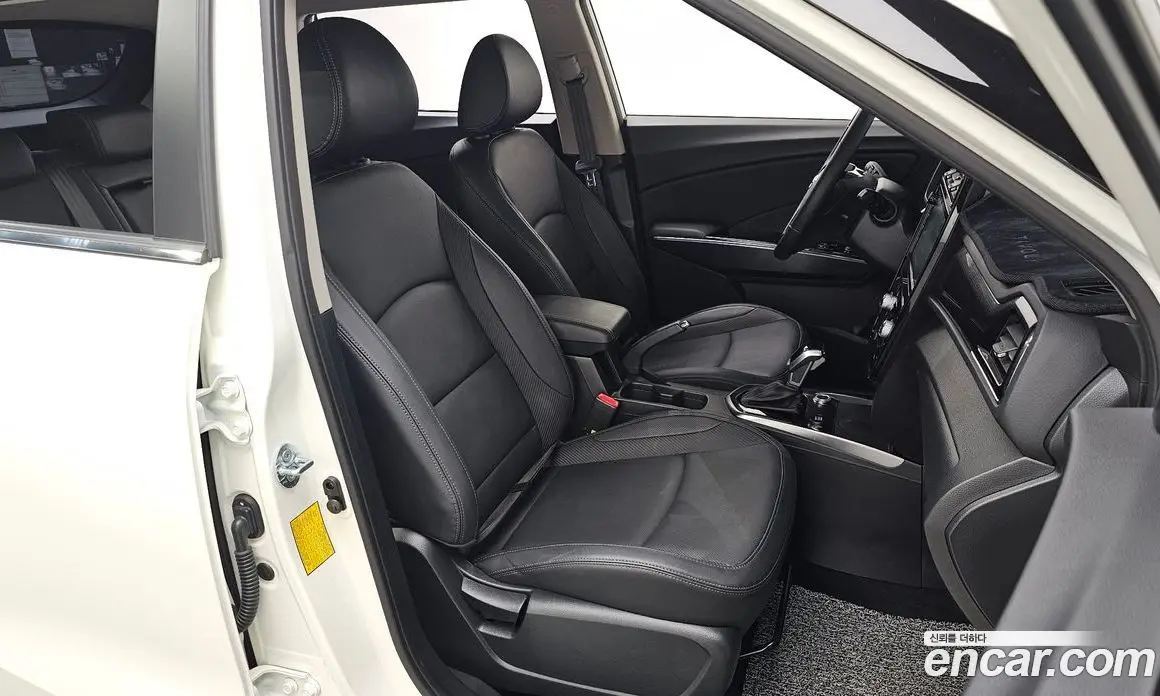 SsangYong TIBOLI 2021 1.5 автомат (гидро), фото 17