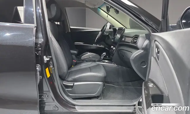 SsangYong TIBOLI 2022 1.5 автомат (гидро), миниатюра 11