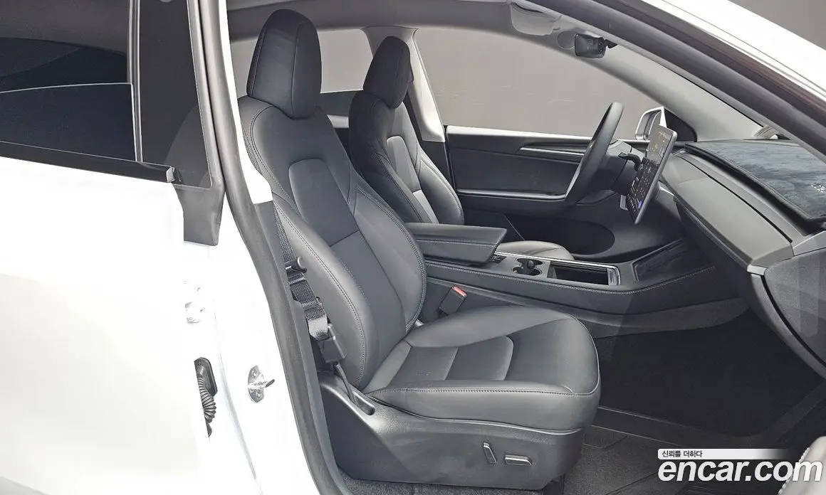 Tesla Model Y 2024 0.2 автомат (гидро), фото 16 Tesla Model Y 2024 0.2 автомат (гидро), фото 16