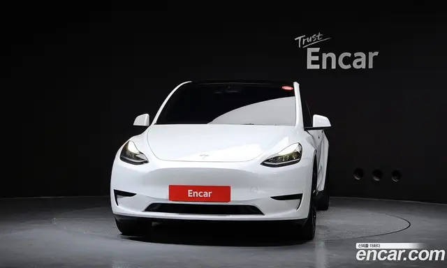 Tesla Model Y 2024 0.2 автомат (гидро), миниатюра 3 Tesla Model Y 2024 0.2 автомат (гидро), миниатюра 3