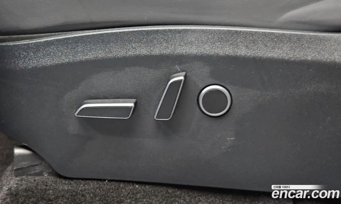 Tesla Model Y 2024 0.2 автомат (гидро), фото 27 Tesla Model Y 2024 0.2 автомат (гидро), фото 27